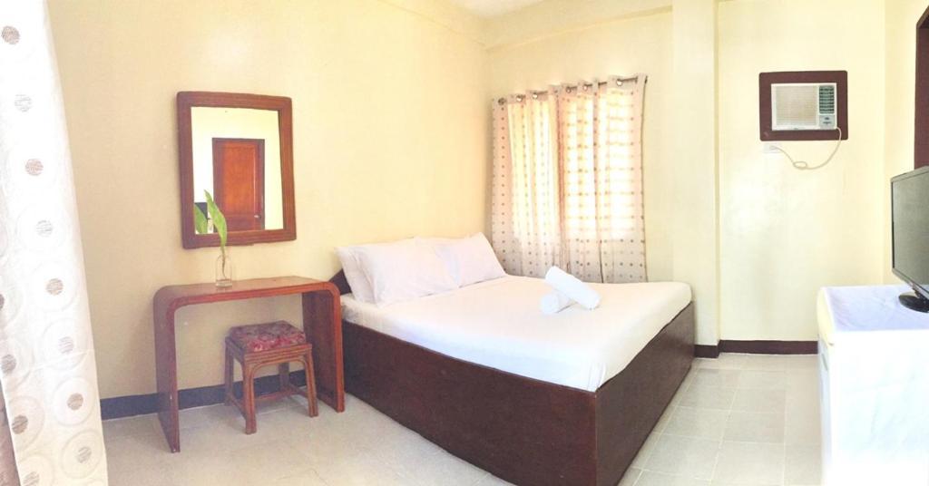 Seabird International Resort Balabag  Exterior photo